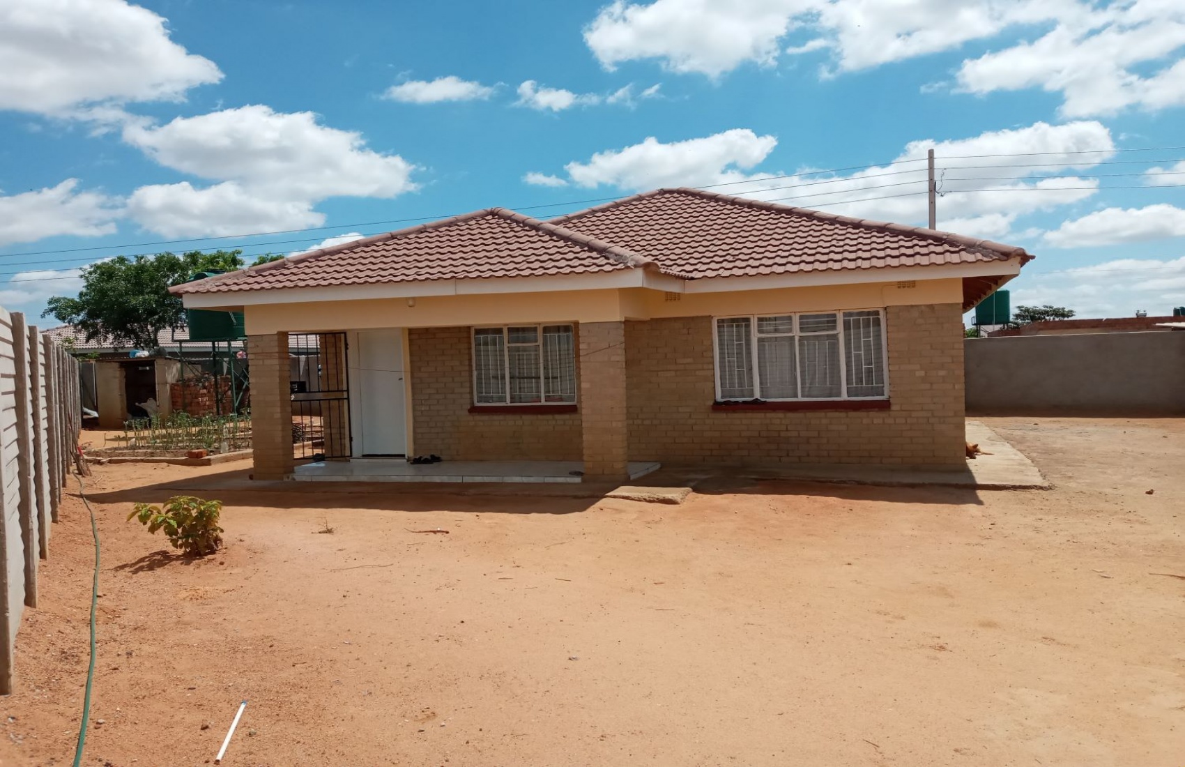 Ruwa, 2 Bedrooms Bedrooms, 5 Rooms Rooms,2 BathroomsBathrooms,Houses,For Sale,1027