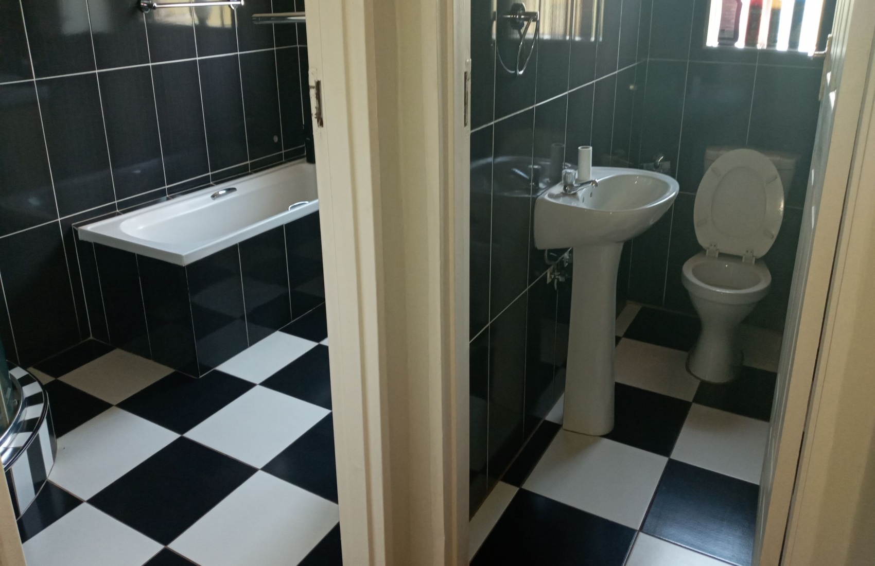 Crawley Road/ Mondeyness Drive, Harare, Harare East, Mandara, 3 Bedrooms Bedrooms, 7 Rooms Rooms,3 BathroomsBathrooms,Town House,For Sale,Crawley Road/ Mondeyness Drive,1032
