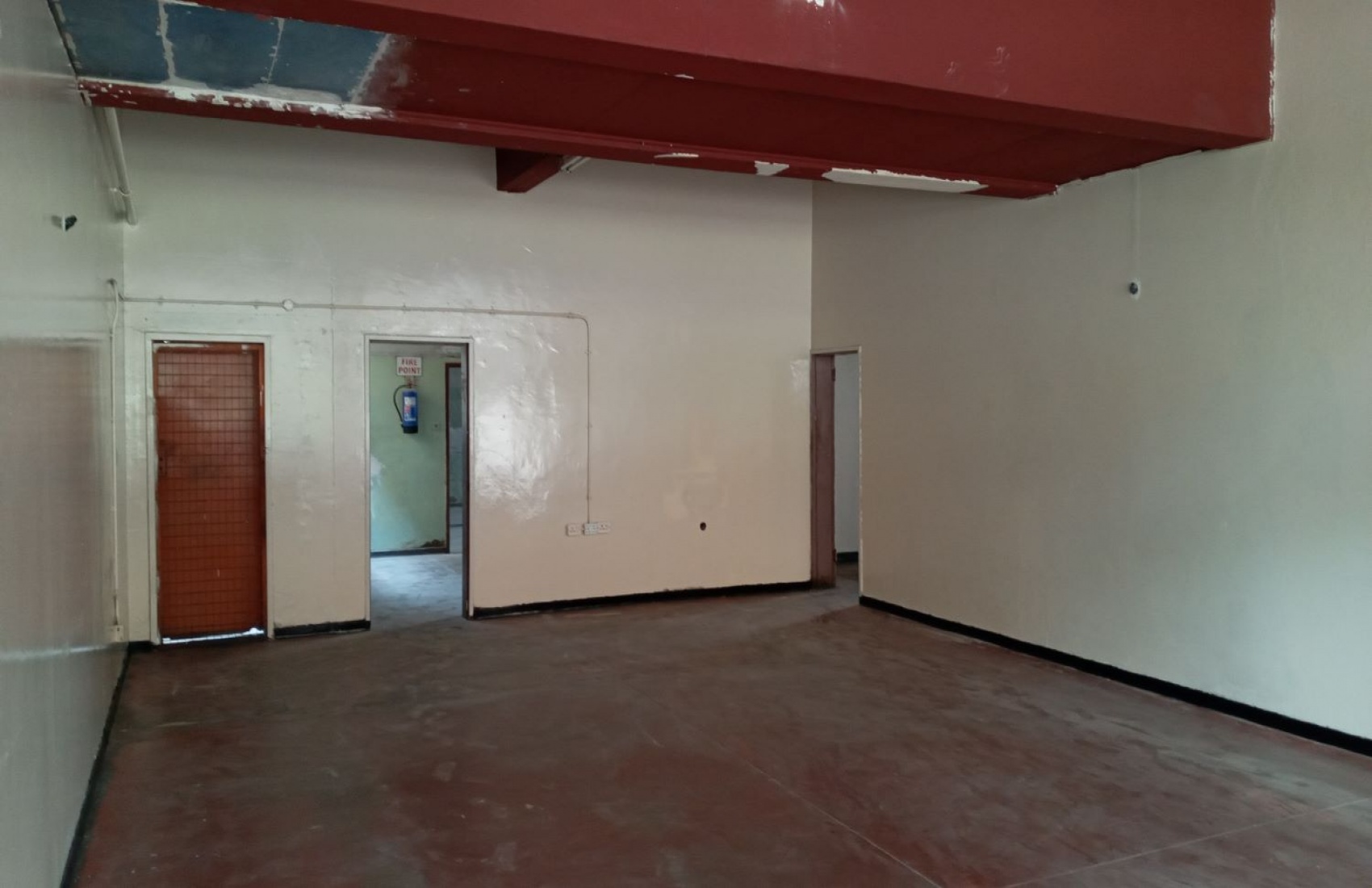 Lobengula Street, Bulawayo, 100 Rooms Rooms,30 BathroomsBathrooms,Office,For Sale,Lobengula Street ,1033