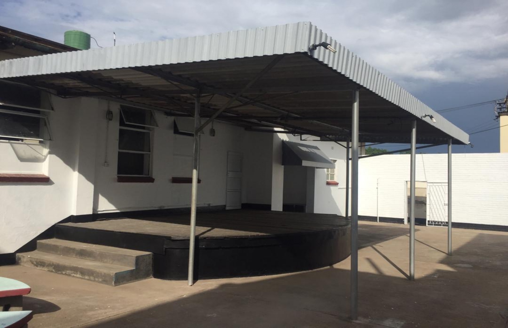 Lobengula Street, Bulawayo, 100 Rooms Rooms,30 BathroomsBathrooms,Office,For Sale,Lobengula Street ,1033