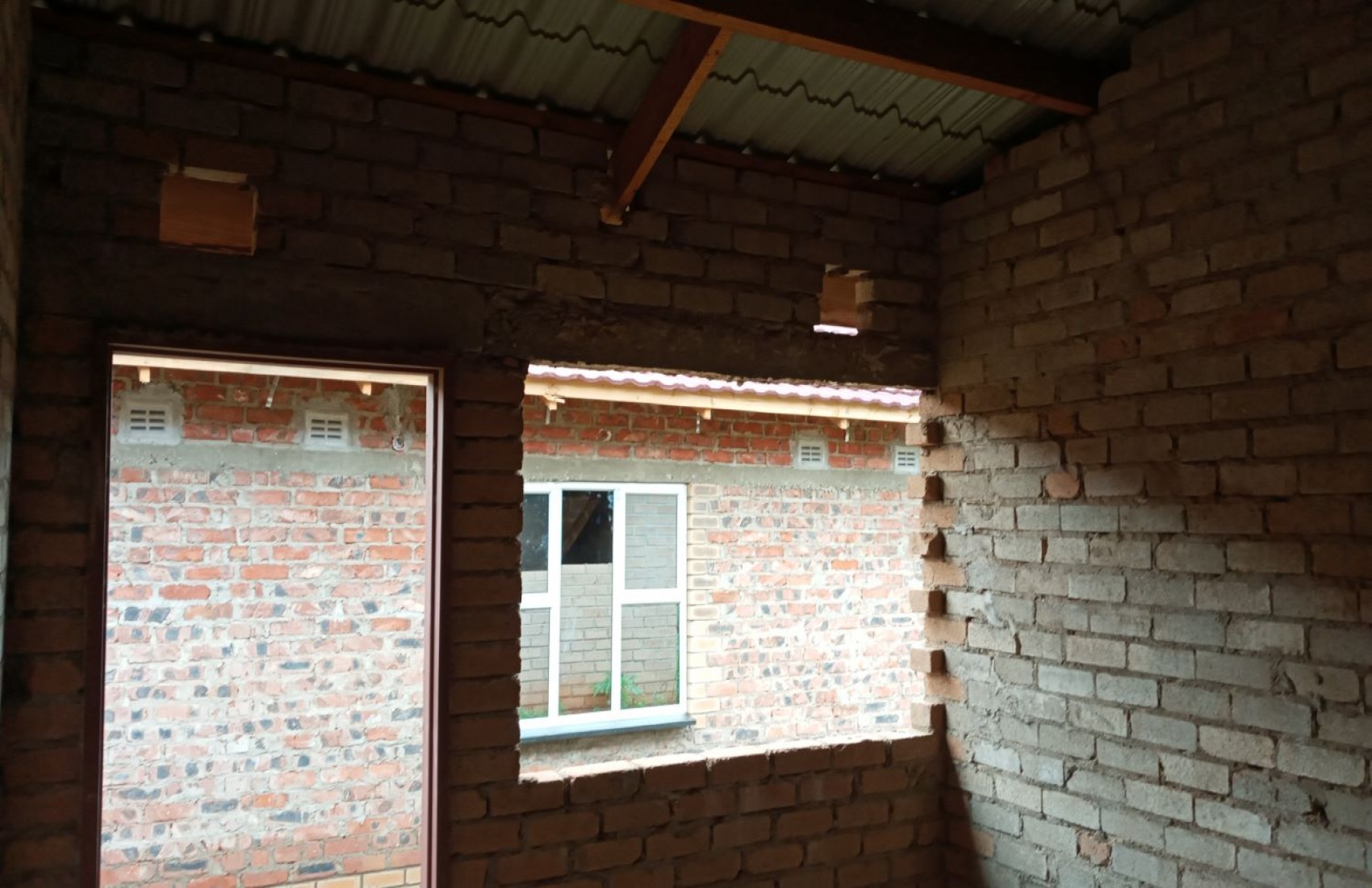 Harare, 3 Bedrooms Bedrooms, 5 Rooms Rooms,2 BathroomsBathrooms,Houses,For Sale,1036