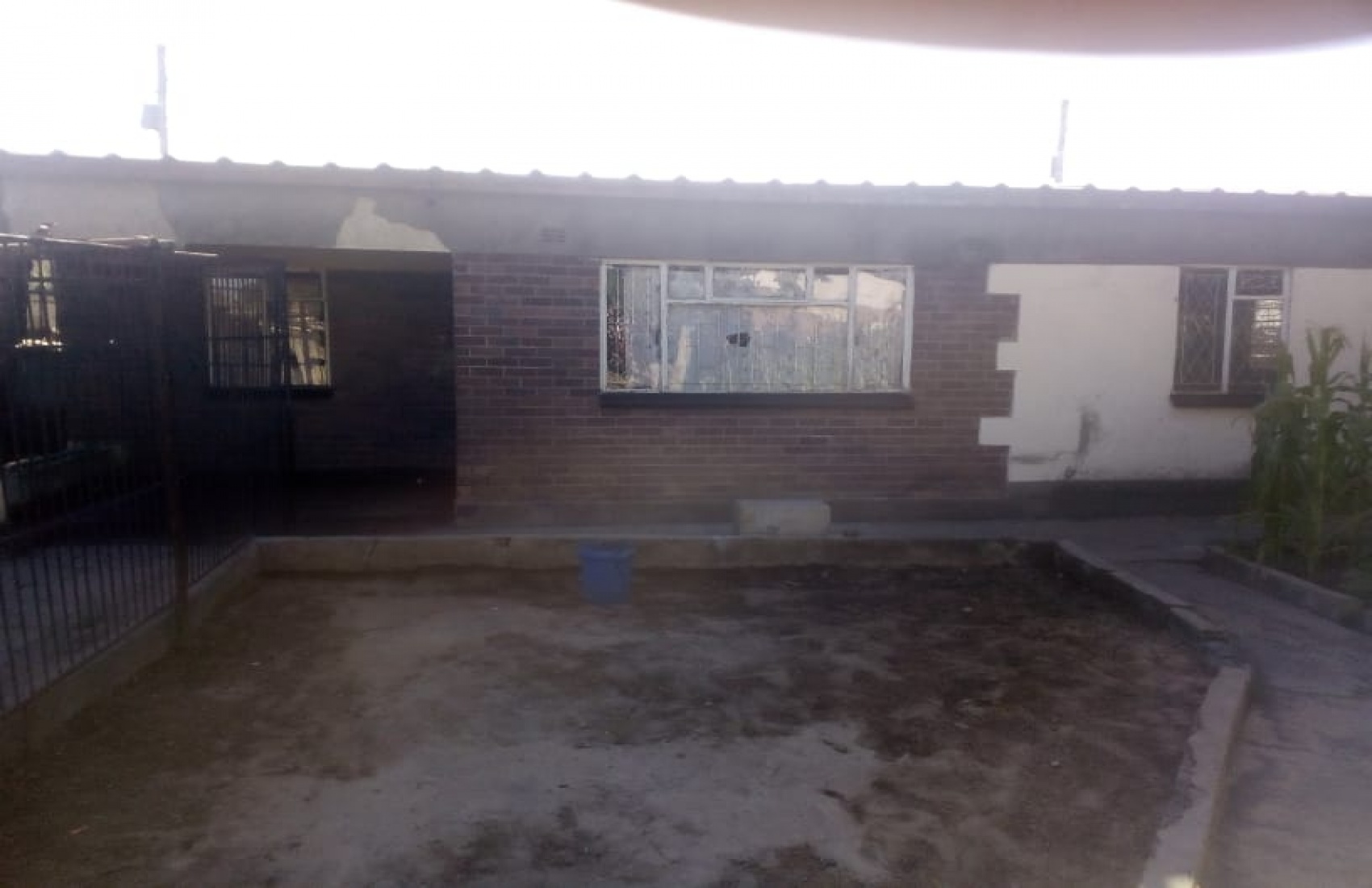 Tarisai Street, Chitungwiza, 4 Bedrooms Bedrooms, 9 Rooms Rooms,1 BathroomBathrooms,Houses,For Sale,Tarisai Street,1037