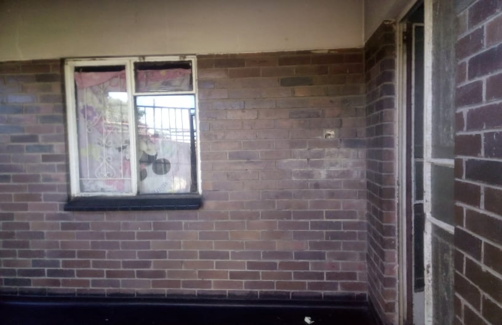Tarisai Street, Chitungwiza, 4 Bedrooms Bedrooms, 9 Rooms Rooms,1 BathroomBathrooms,Houses,For Sale,Tarisai Street,1037
