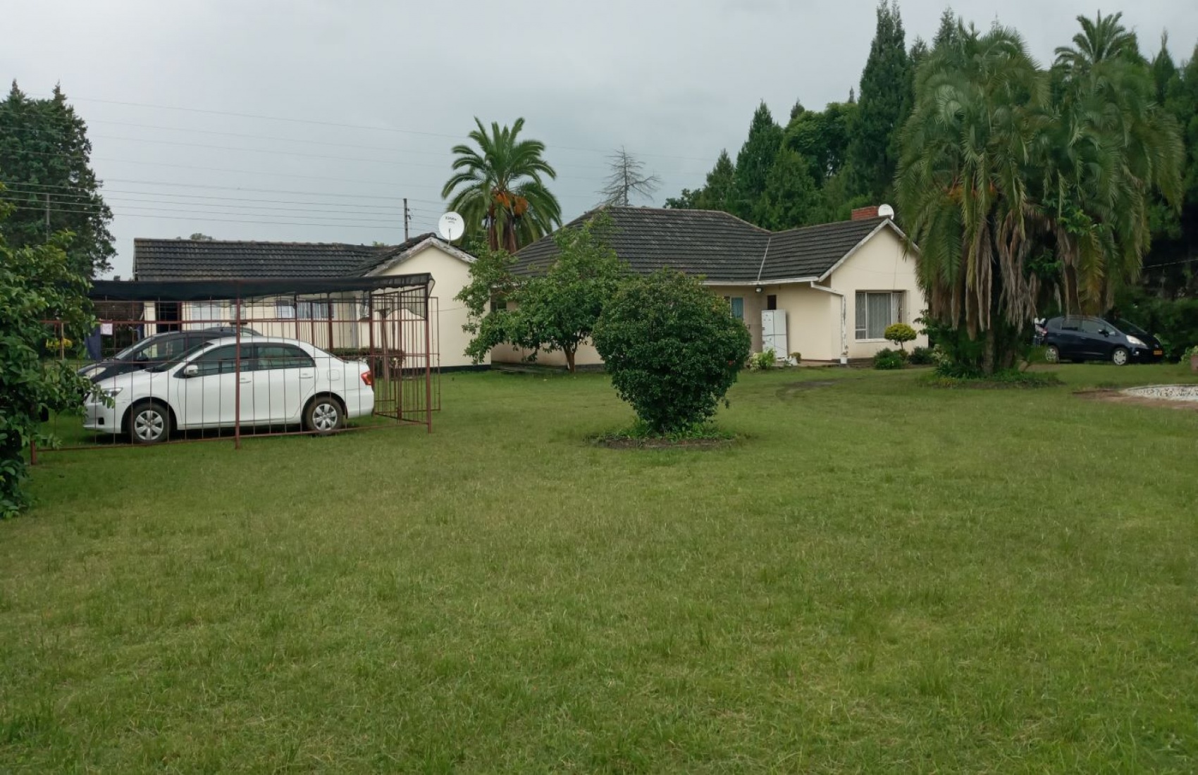 Taormina Avenue, Harare, 3 Bedrooms Bedrooms, 7 Rooms Rooms,1 BathroomBathrooms,Houses,For Sale,Taormina Avenue,1040