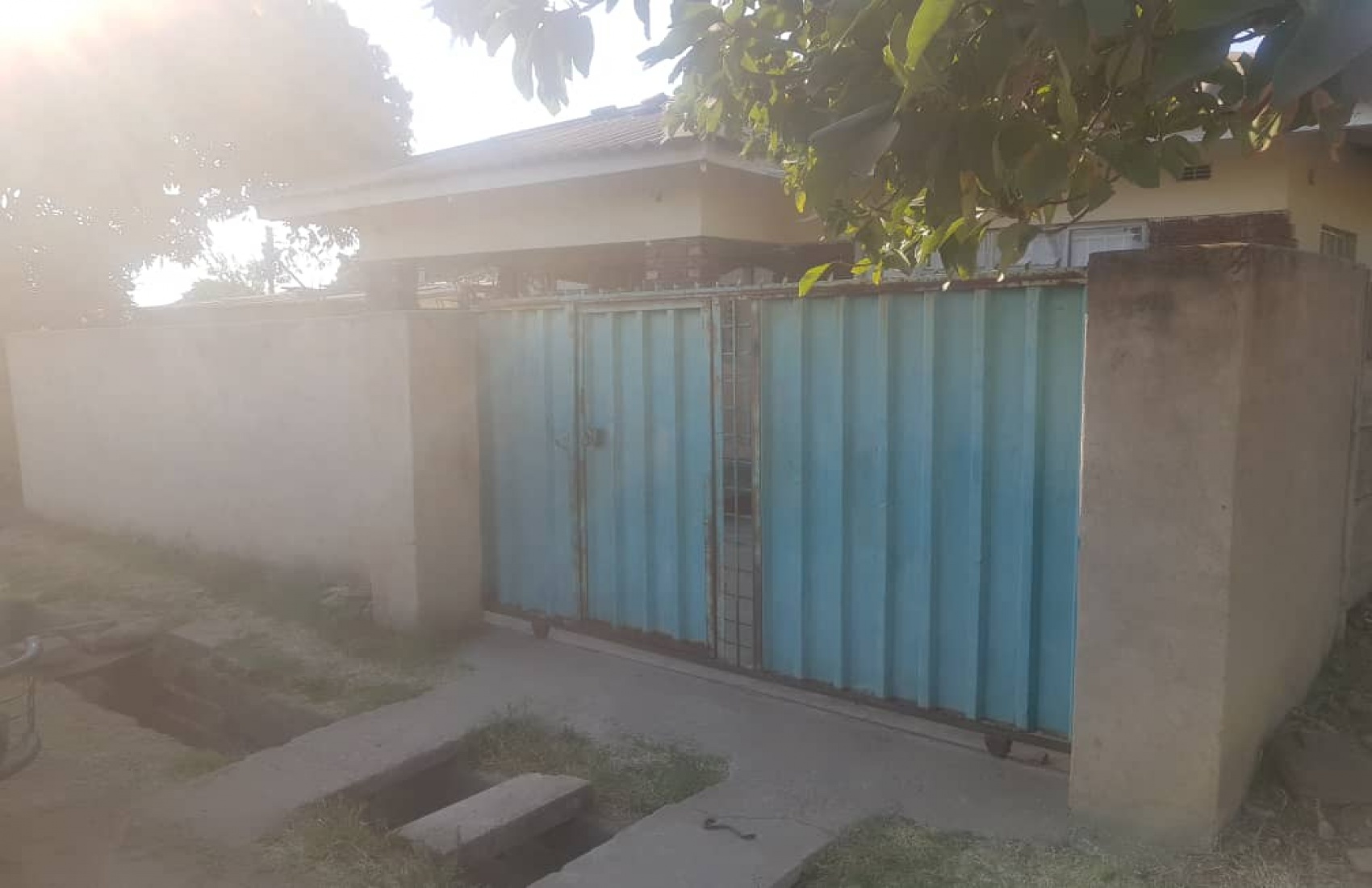 Harare, 3 Bedrooms Bedrooms, 7 Rooms Rooms,2 BathroomsBathrooms,Houses,For Sale,1047