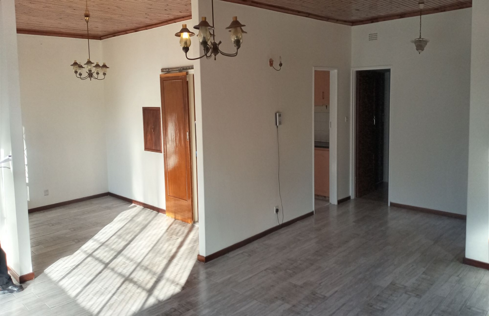 Birchley Avenue, Harare, 3 Bedrooms Bedrooms, 7 Rooms Rooms,3 BathroomsBathrooms,Houses,For Rent,Birchley Avenue,1054