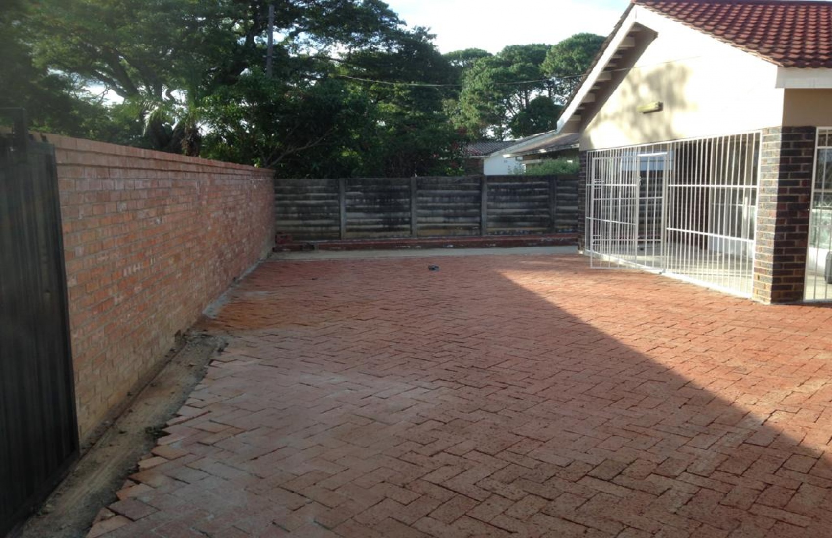 Thornicroft Street, Harare, 3 Bedrooms Bedrooms, 7 Rooms Rooms,2 BathroomsBathrooms,Houses,For Sale,Thornicroft Street,1006