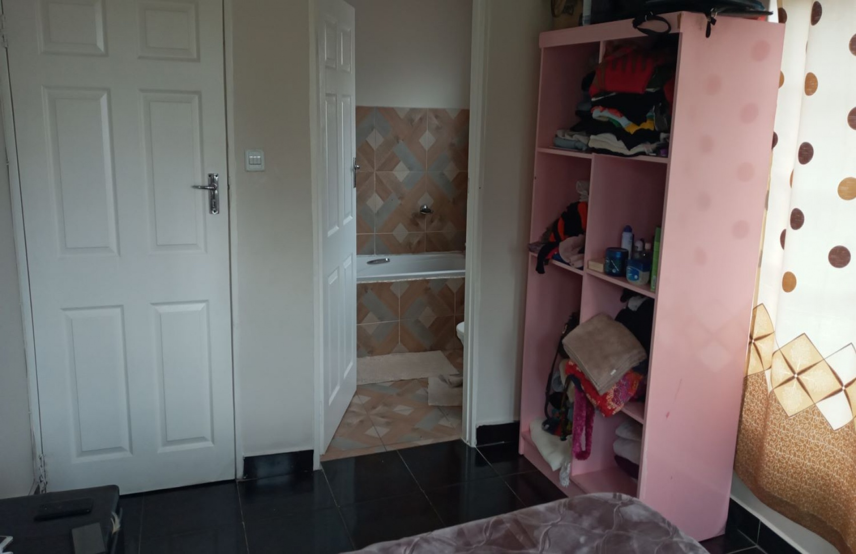 Harare, 3 Bedrooms Bedrooms, 5 Rooms Rooms,2 BathroomsBathrooms,Houses,For Sale,1007