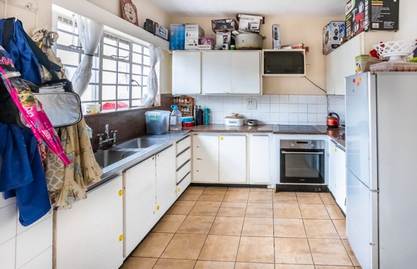 Sixth Avenue Between J Tongogara & J Chinamano, Harare, 4 Bedrooms Bedrooms, 9 Rooms Rooms,3 BathroomsBathrooms,Apartment,For Sale,Bucknigham Gate,Sixth Avenue Between J Tongogara & J Chinamano,1067